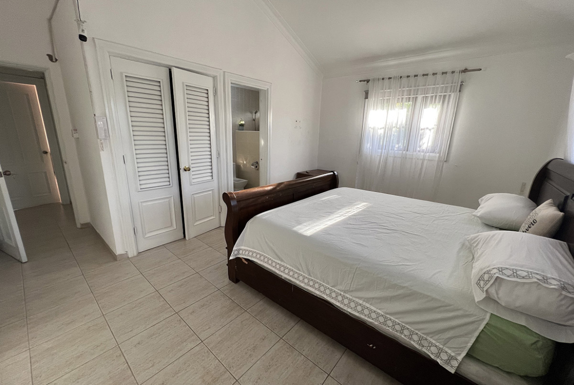 Villa Familiar con Picina Metro Country Club en Juan Dolio