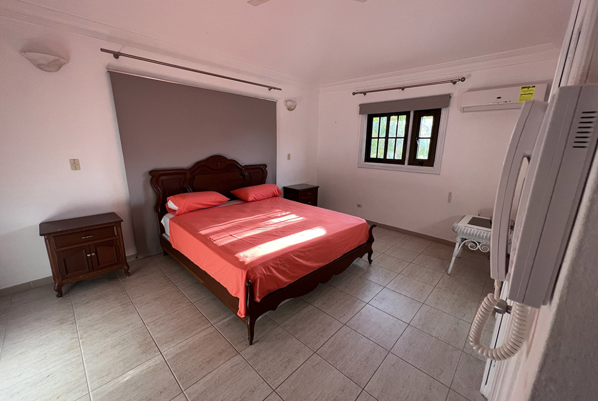 Villa Familiar con Picina Metro Country Club en Juan Dolio