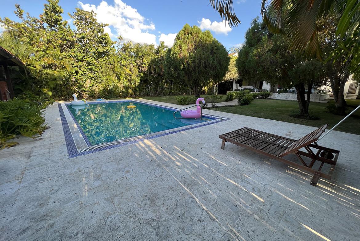 Villa Familiar con Picina Metro Country Club en Juan Dolio