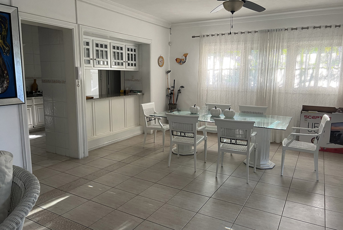 Villa Familiar con Picina Metro Country Club en Juan Dolio