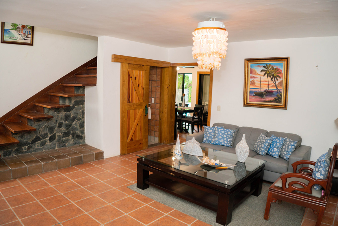 Villa de Estilo Clásico en Metro Country Club Juan Dolio