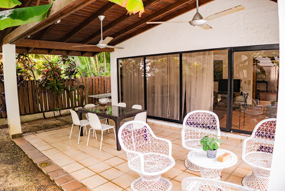 Villa de Estilo Clásico en Metro Country Club Juan Dolio