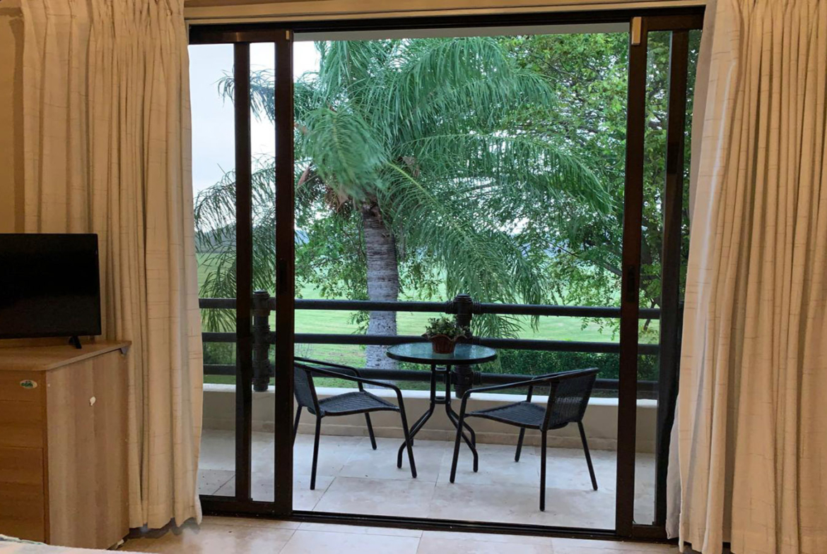Villa ubicada dentro del prestigioso Guavaberry Golf and Country Club en Juan Dolio