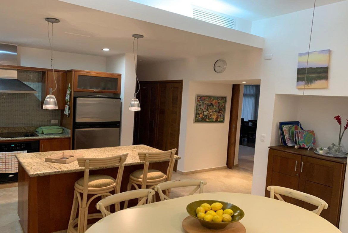 Villa ubicada dentro del prestigioso Guavaberry Golf and Country Club en Juan Dolio