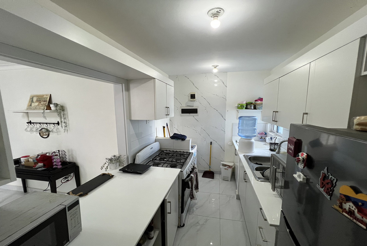 PENTHOUSE CON ESTUDIO INDEPENDIENTE LAS CAYENAS AUT. SAN ISIDRO