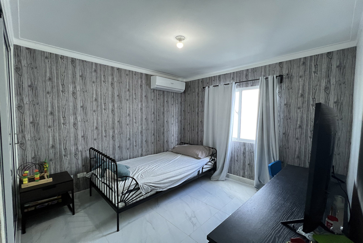 PENTHOUSE CON ESTUDIO INDEPENDIENTE LAS CAYENAS AUT. SAN ISIDRO