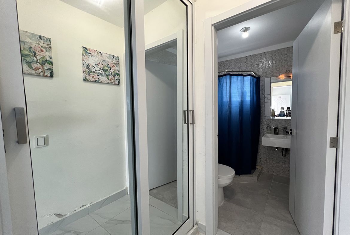 PENTHOUSE CON ESTUDIO INDEPENDIENTE LAS CAYENAS AUT. SAN ISIDRO