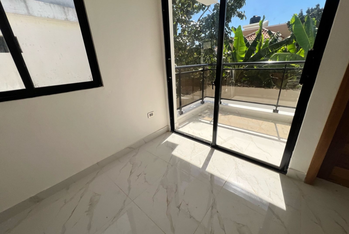 Venta casa Nueva y Moderna en Prado Oriental Santo Domingo Este