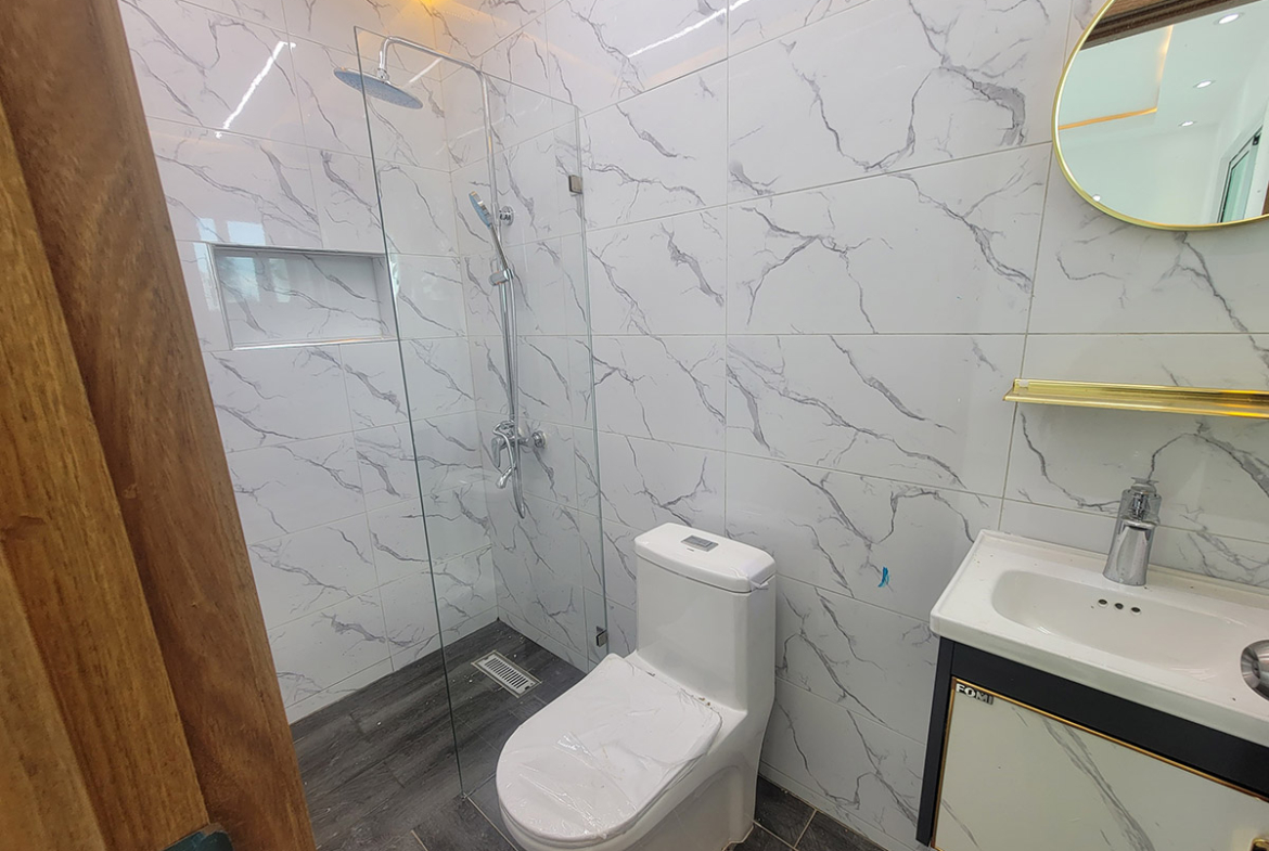 Casa Nueva y Lujosa en Prado Oriental Próximo a la Av. Ecólogica
