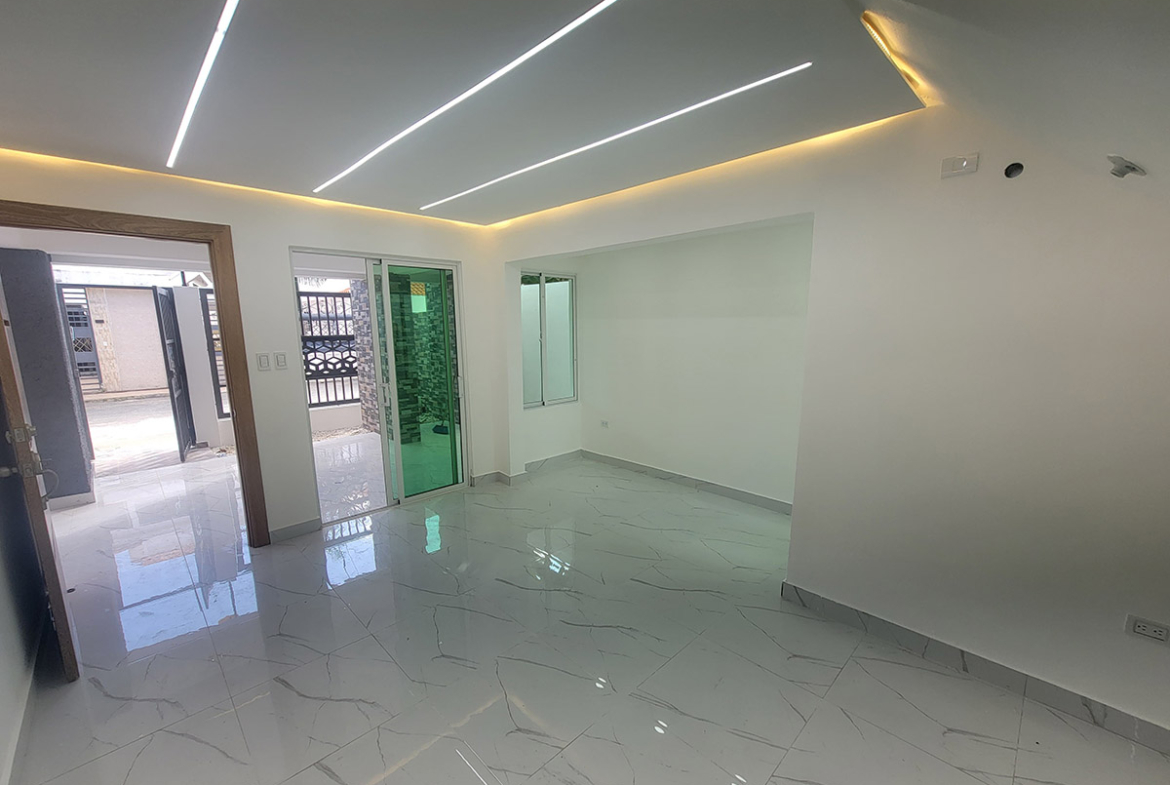 Casa Nueva y Lujosa en Prado Oriental Próximo a la Av. Ecólogica