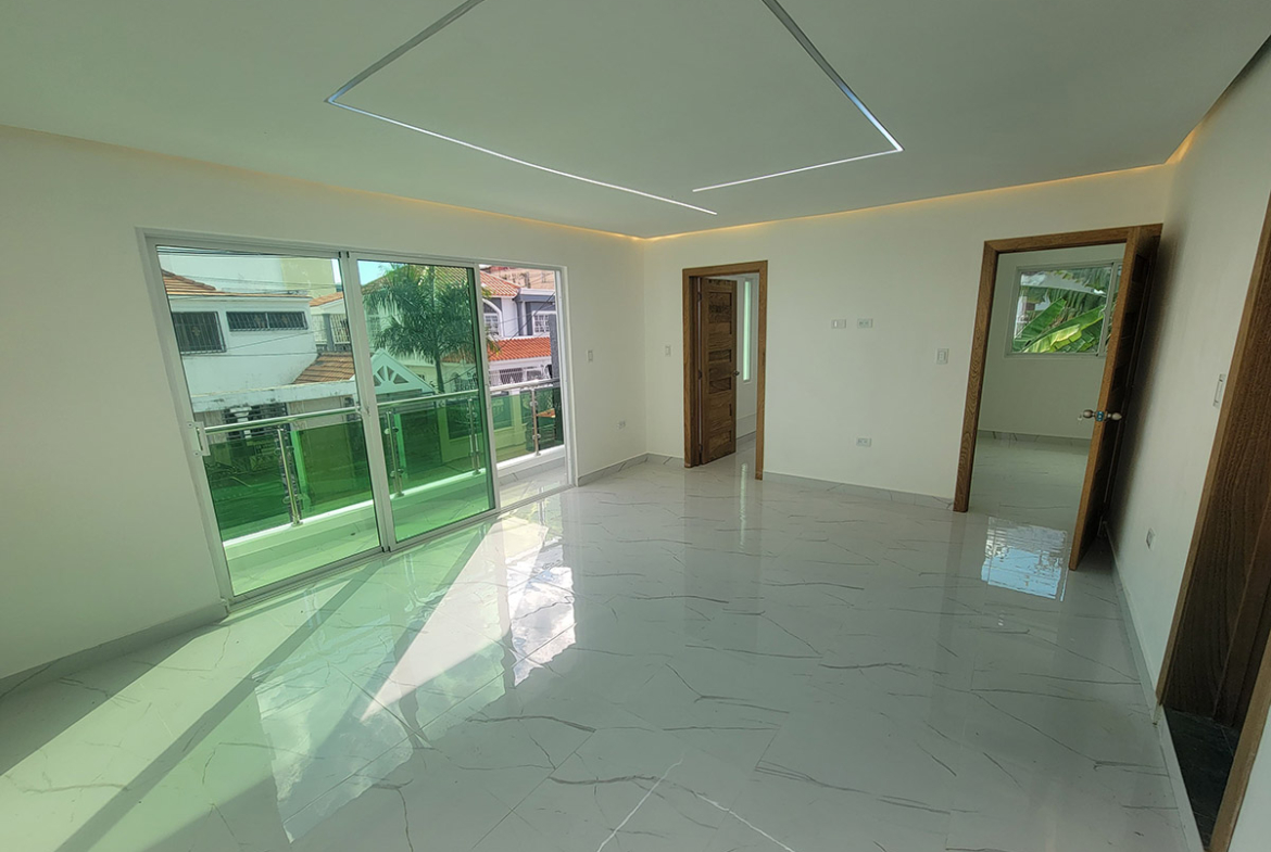 Casa Nueva y Lujosa en Prado Oriental Próximo a la Av. Ecólogica