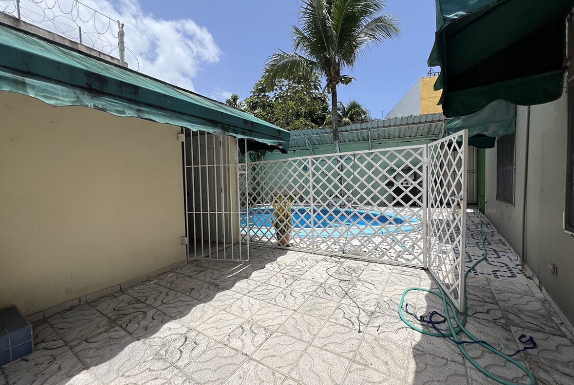Casa en “EL ROSAL” De Estilo Clásico Próximo a La San Vicente