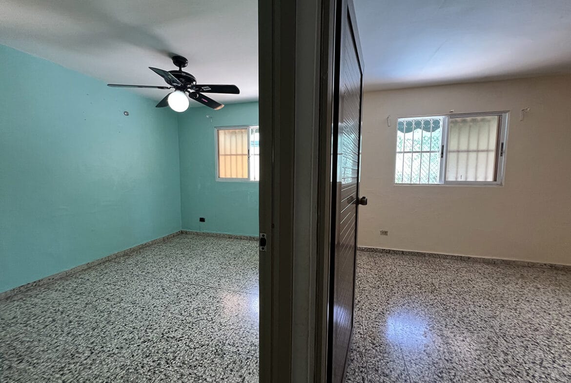 Casa en “EL ROSAL” De Estilo Clásico Próximo a La San Vicente