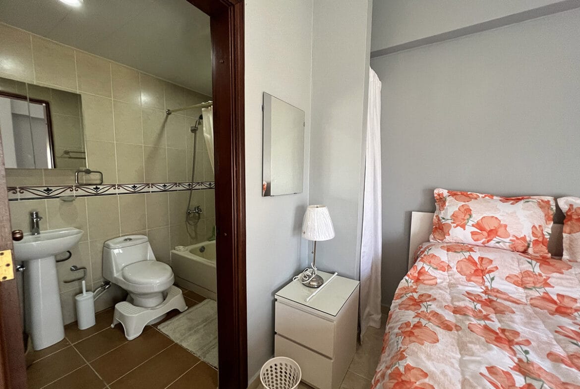 Apartamento Amueblado Frente Al Mar en La Avenida España