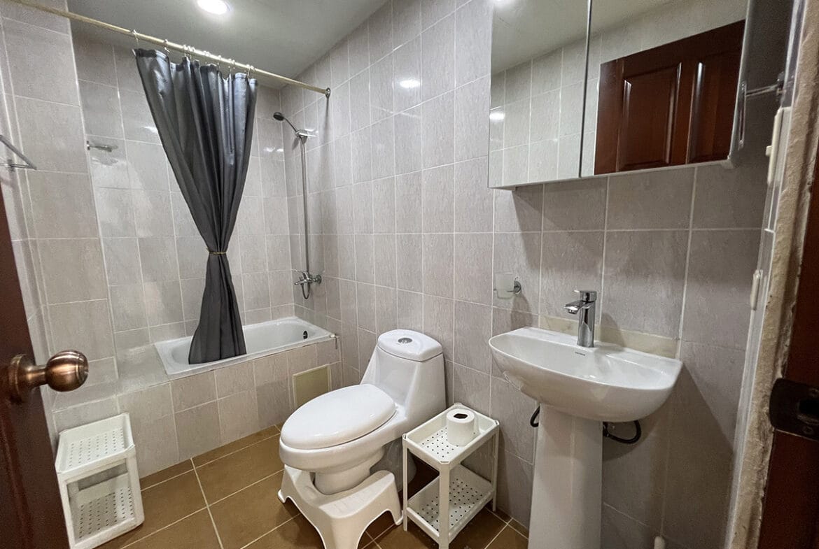 Apartamento Amueblado Frente Al Mar en La Avenida España