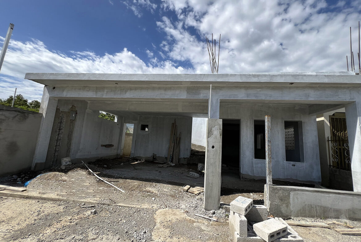 Casa Nueva en Calle Sin Salida San Juan de la Maguana