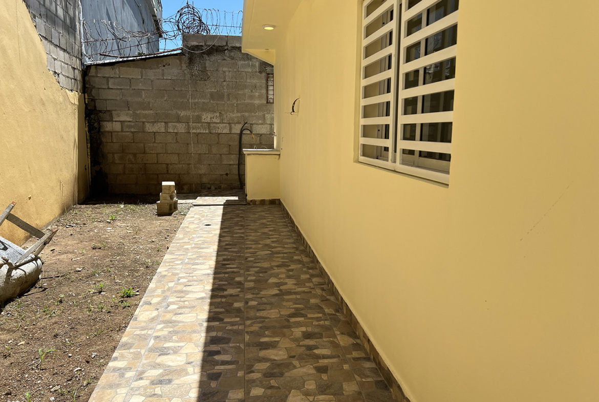 Casa Nueva en Calle Sin Salida San Juan de la Maguana