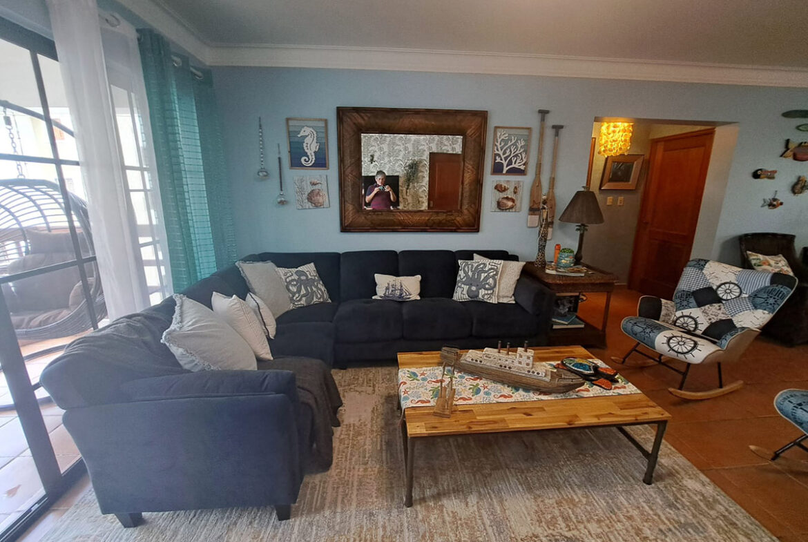 Apartamento en Primera Línea de Playa en Merechiaro Juan Dolio