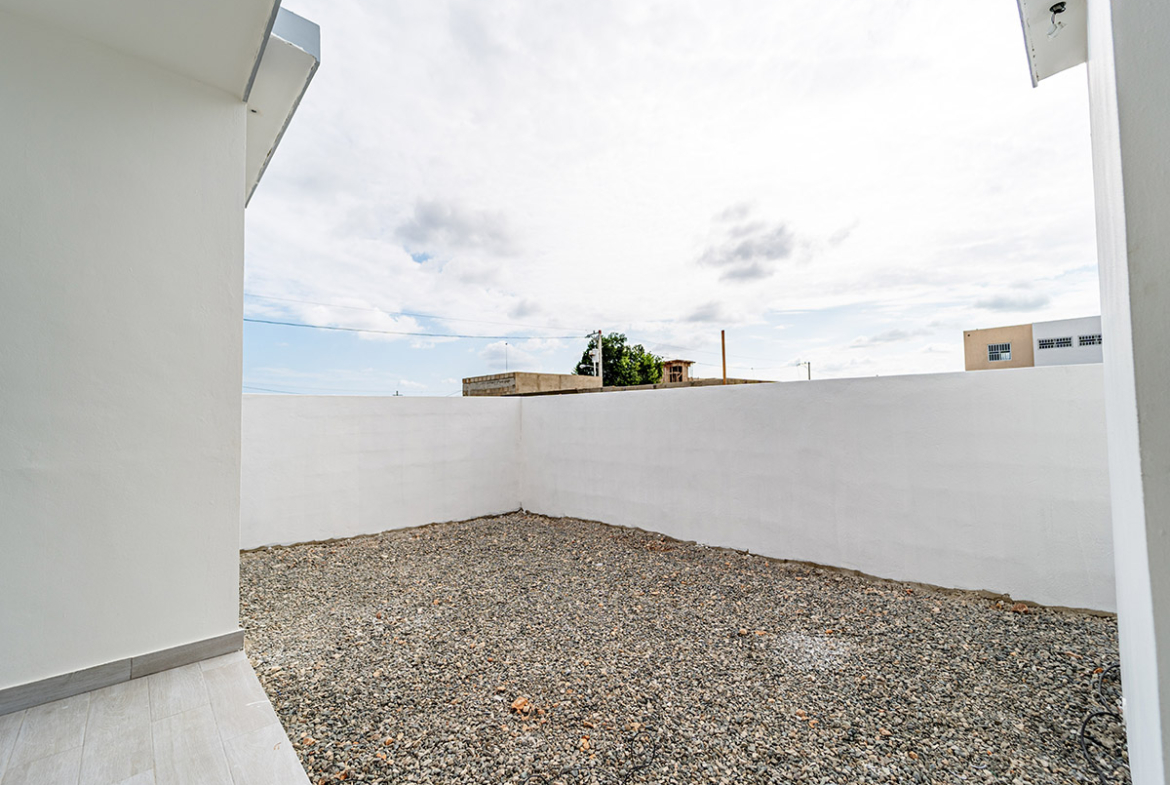 Casa Nueva en La Romana En Residencial Cerrado
