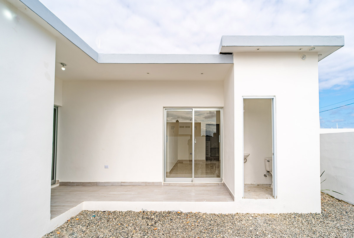 Casa Nueva en La Romana En Residencial Cerrado