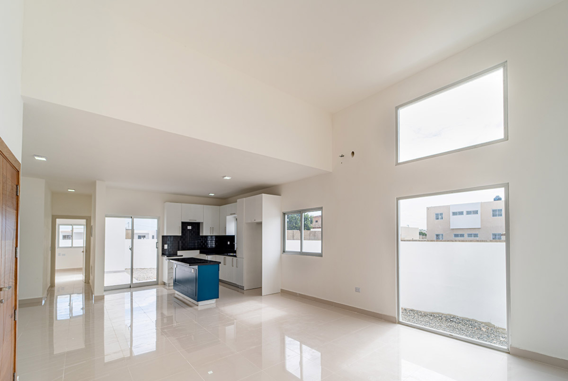 Casa Nueva en La Romana En Residencial Cerrado