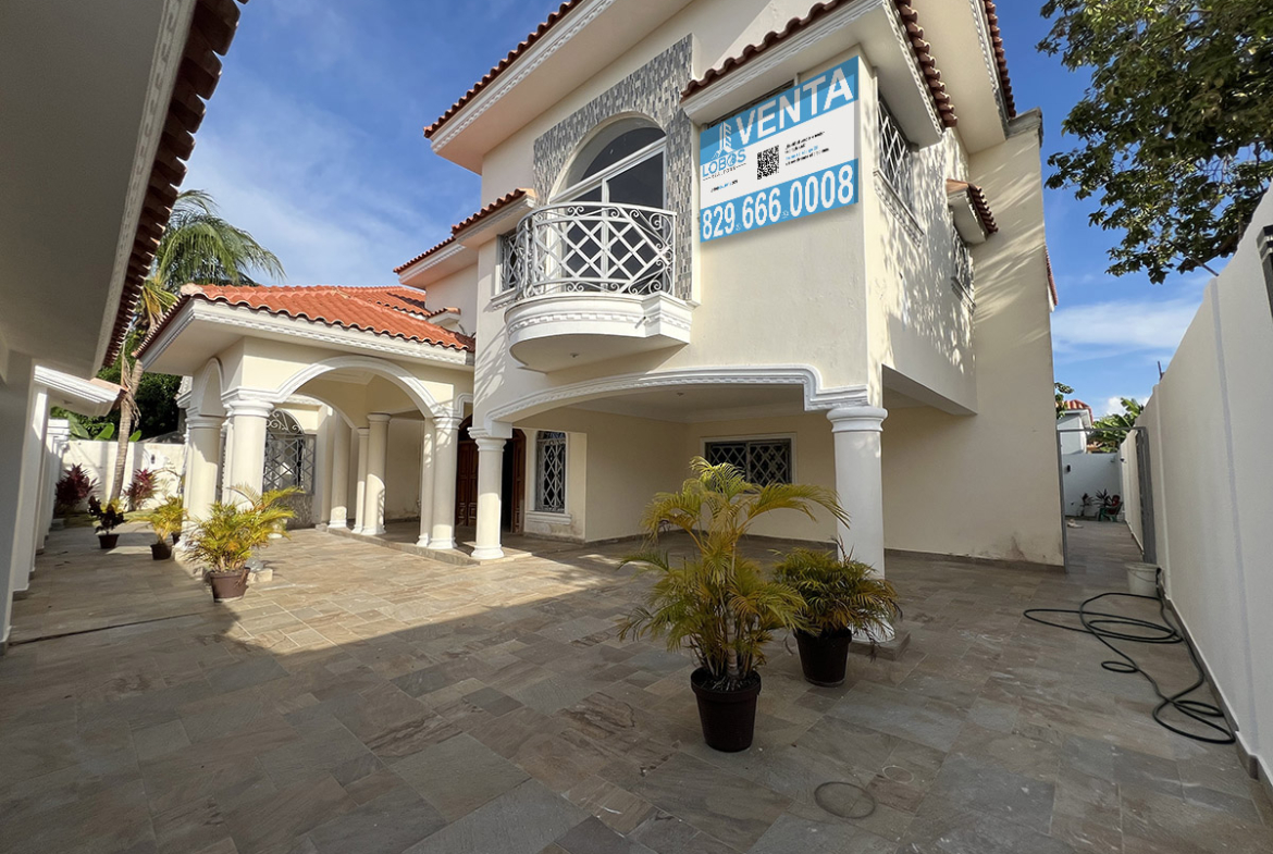 Mejor Casa de Prado Oriental en Veta y Negociable