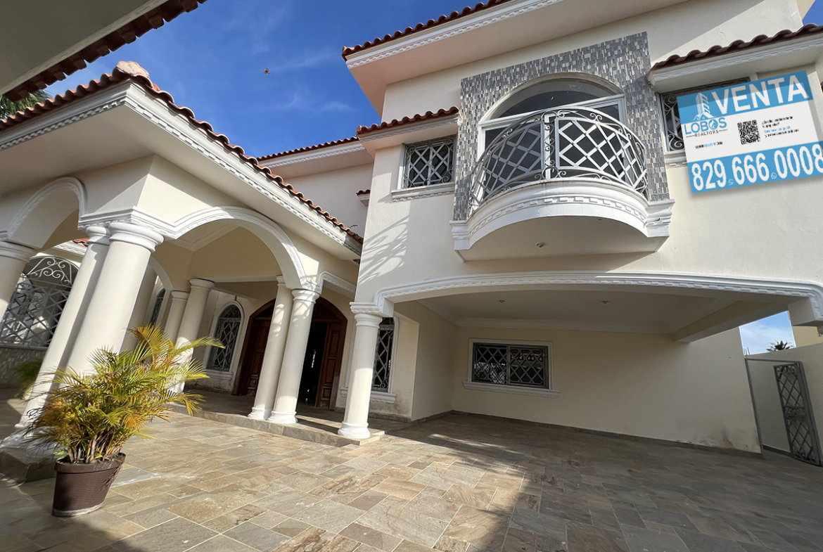 Mejor Casa de Prado Oriental en Veta y Negociable