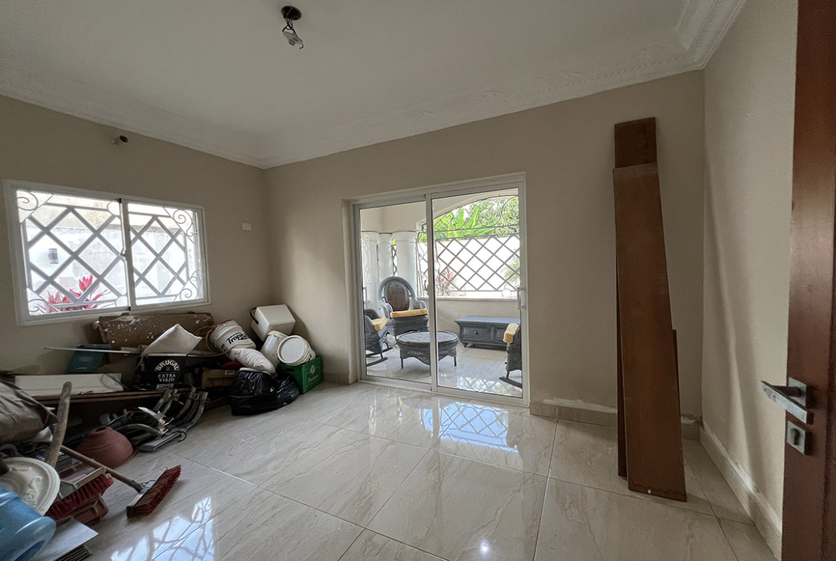 Mejor Casa de Prado Oriental en Veta y Negociable