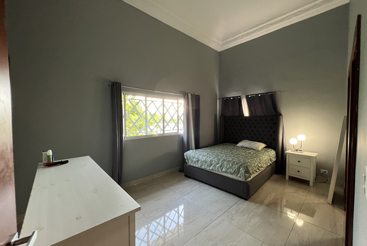 Mejor Casa de Prado Oriental en Veta y Negociable
