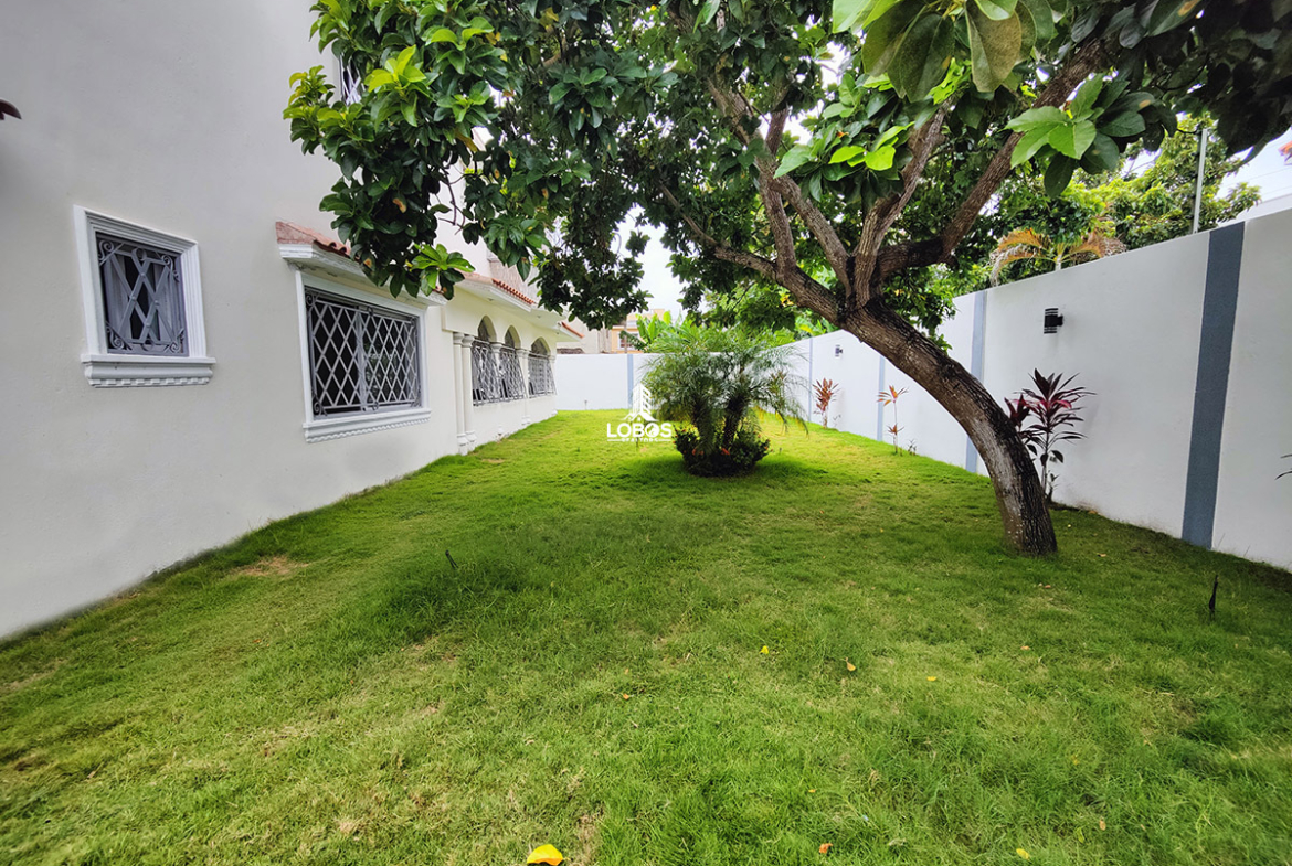 Mejor Casa de Prado Oriental en Veta y Negociable