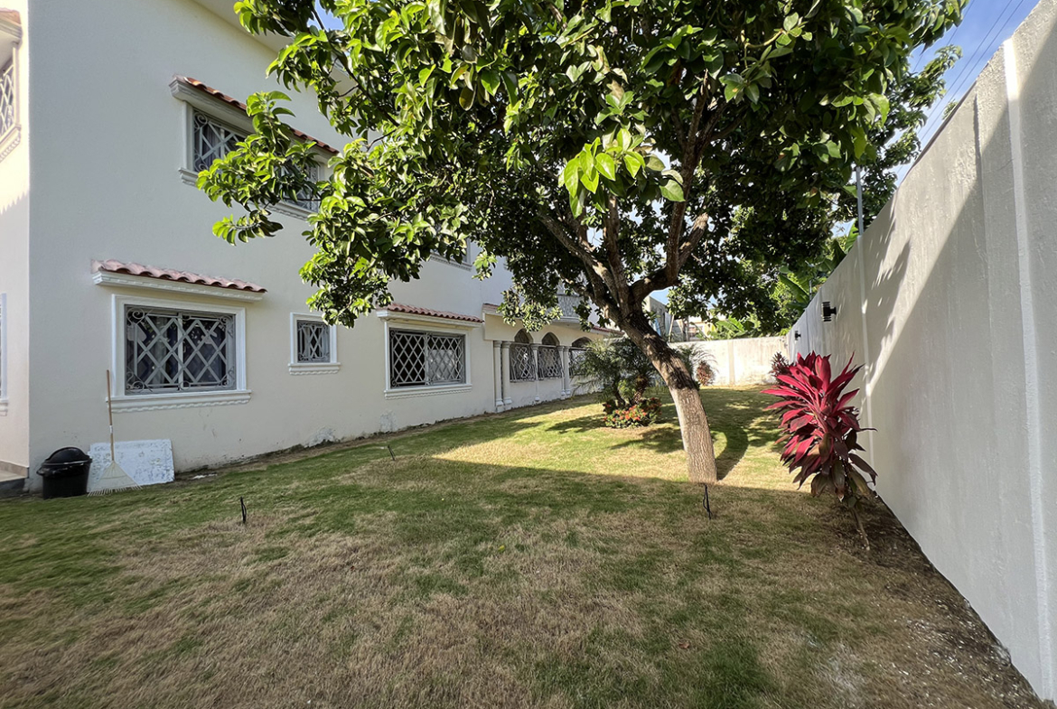 Mejor Casa de Prado Oriental en Veta y Negociable