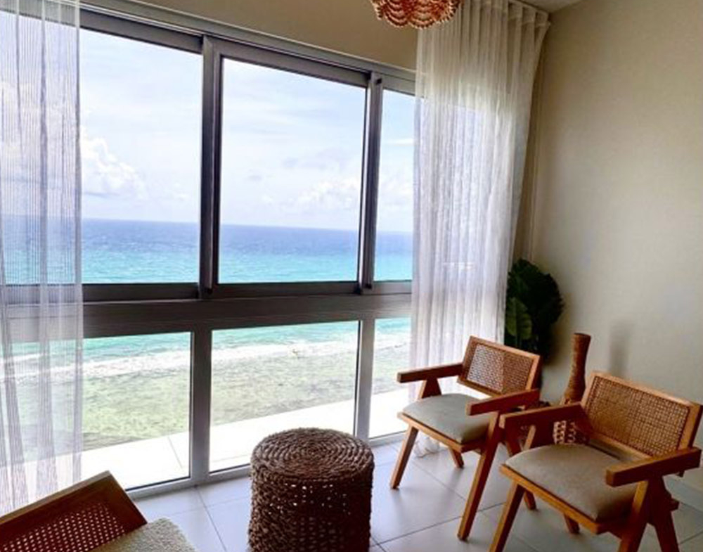Piso 15 Frente a La Playa en Juan Dolio con Mejor Vista del Caribe