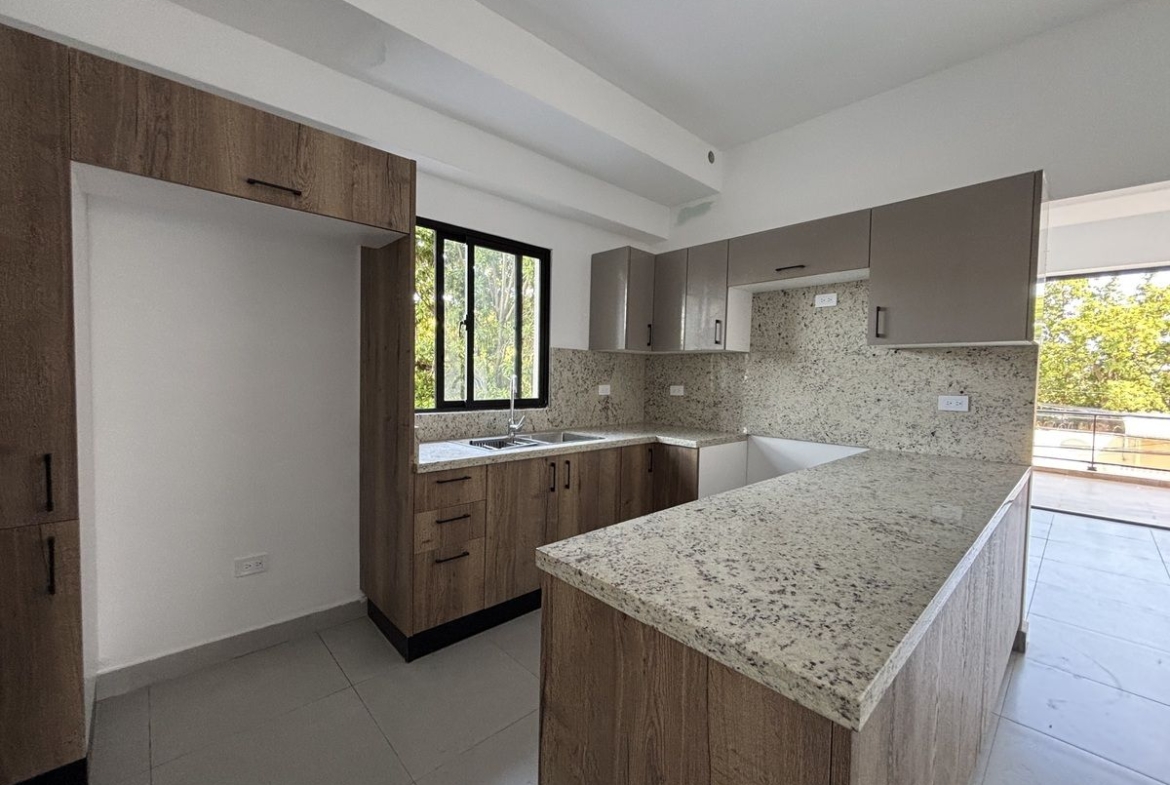 Apartamento con Terraza en Los Prados Distrito Nacional