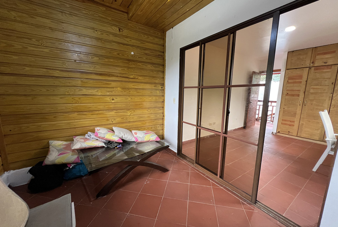 Villa independiente Juan Dolio Zona Guavaberry