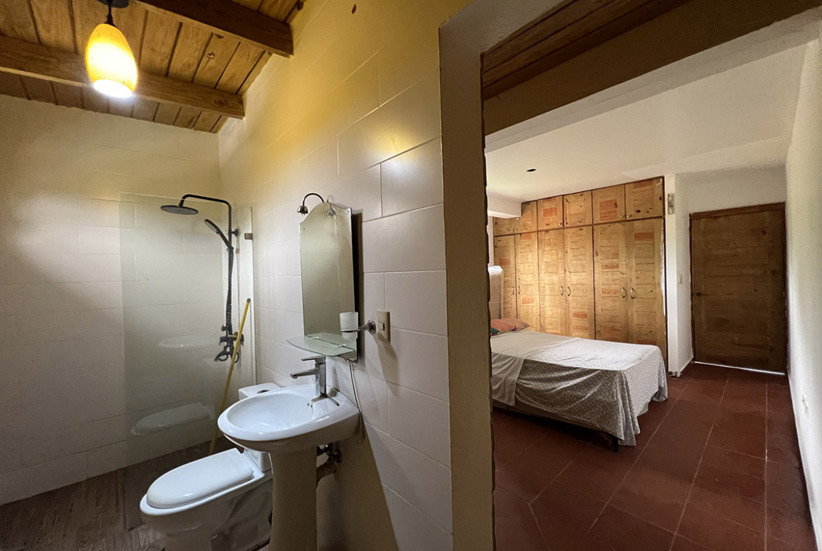 Villa independiente Juan Dolio Zona Guavaberry