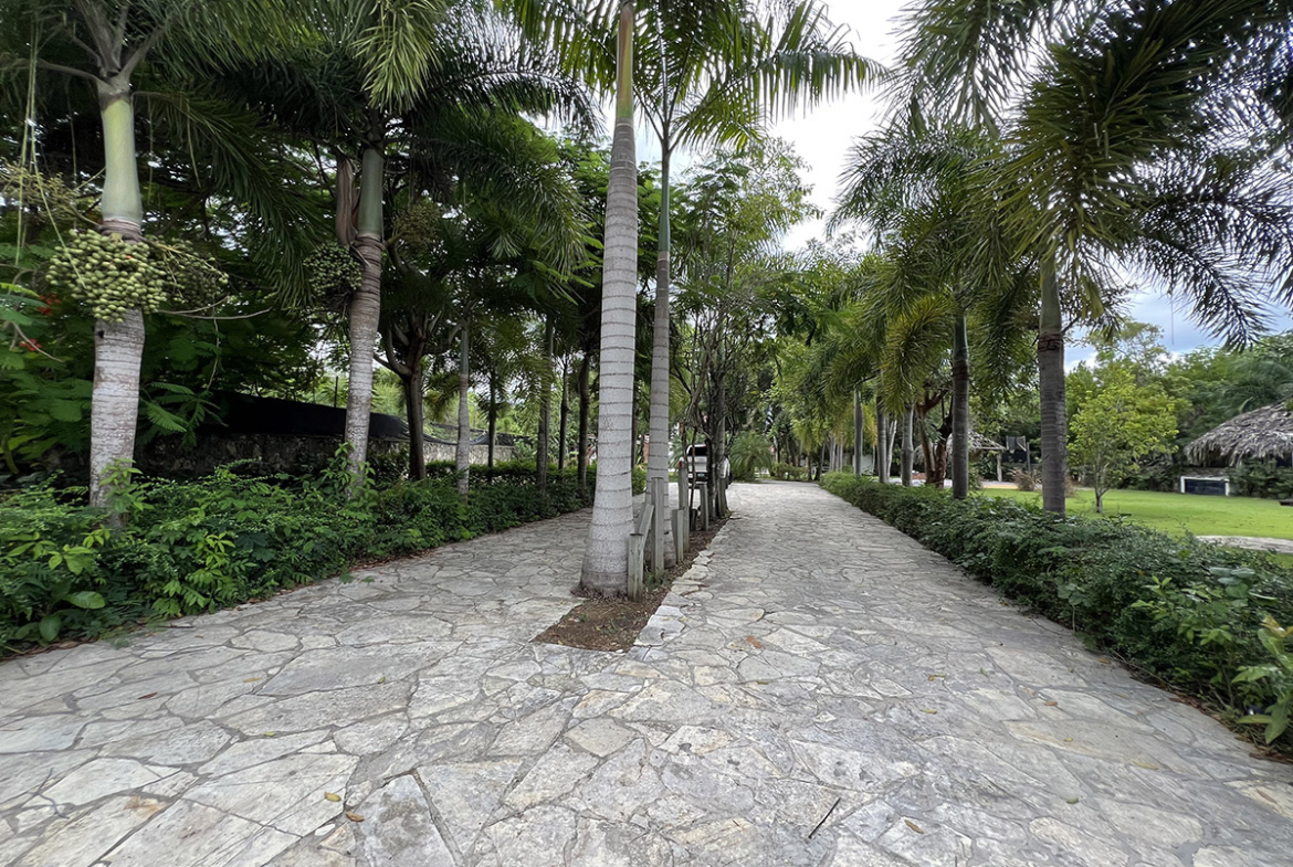 Villa independiente Juan Dolio Zona Guavaberry
