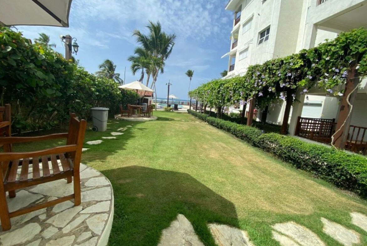 Frente a la Playa 4to Piso Brisa Marina en Juan Dolio