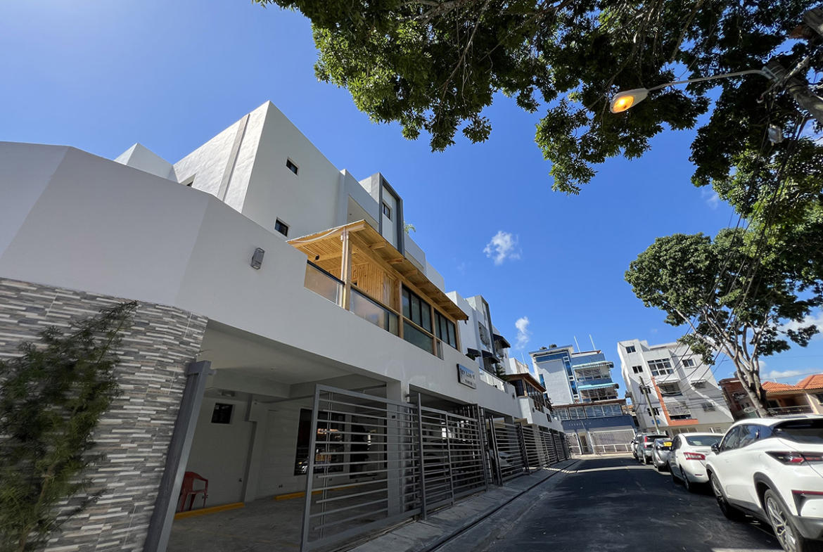 1er Piso Nuevo en Amanda II de Autopista San Isidro