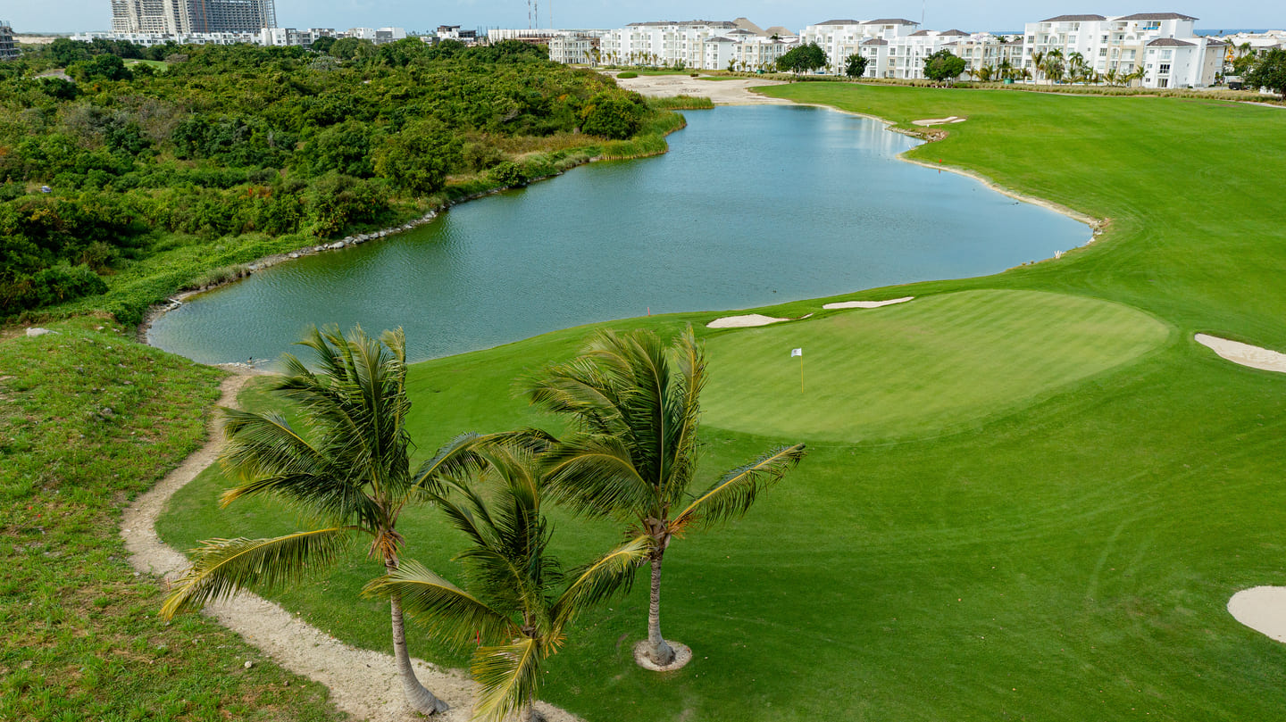 Poseidonia Residences El Renacimiento del Lujo Clásico en el Caribe