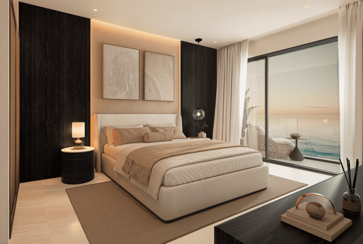 Coralia: Tu Propio Hotel Frente al Mar en la AV. España